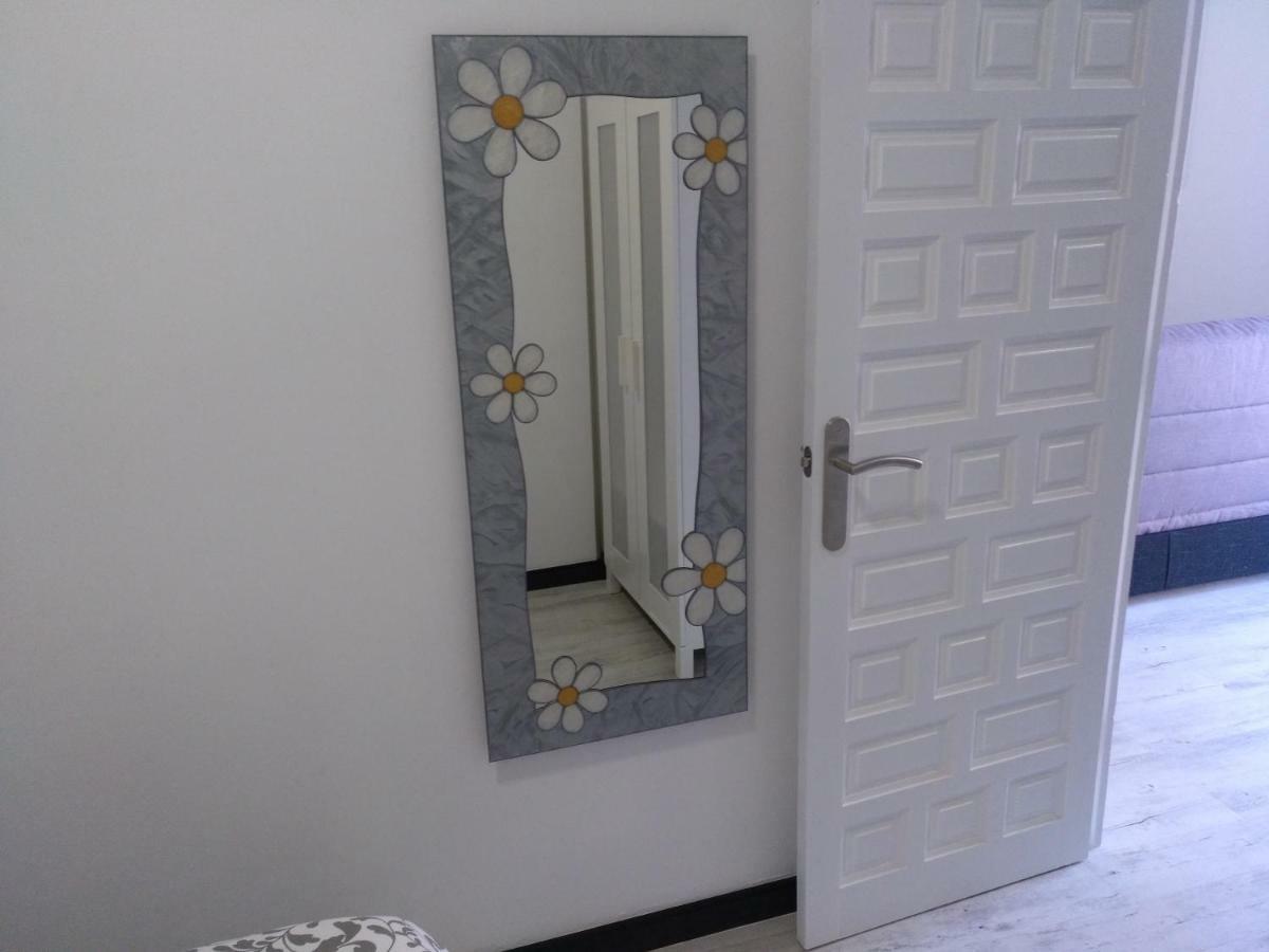 Apartamento Cigueena 1 Zaragoza Exterior foto